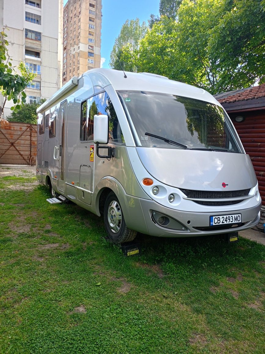 Кемпер Burstner Aviano i 675 от Швейцария