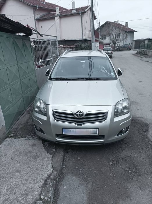 Toyota   Avensis