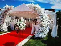 Inchiriem cort corturi evenimente/decor floral/logistica evenimente/