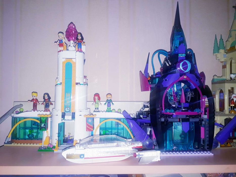 Продам 3 Lego набора из серий  LEGO® DC Super Hero Girls