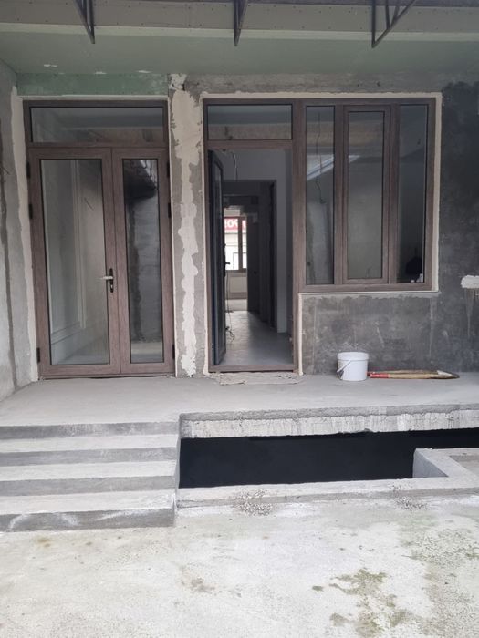 Продаётся 2х этажный дом,1,8 сотки.Улица Алимкент,метро Дустлик,153 шк