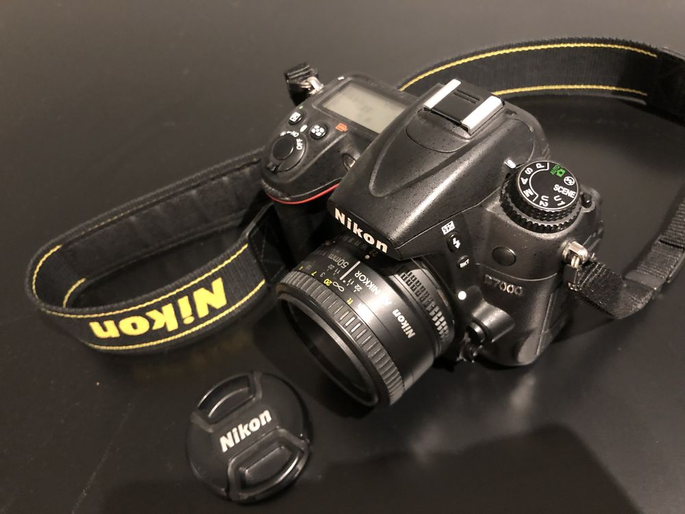 Зеркальный фотоаппарат Nikon D7000 + Nikkor AF 50mm 1.8D