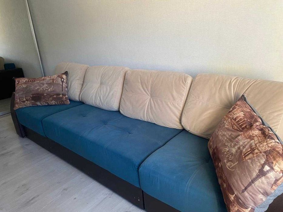 Диван-трансформер в хорошем состоянии.