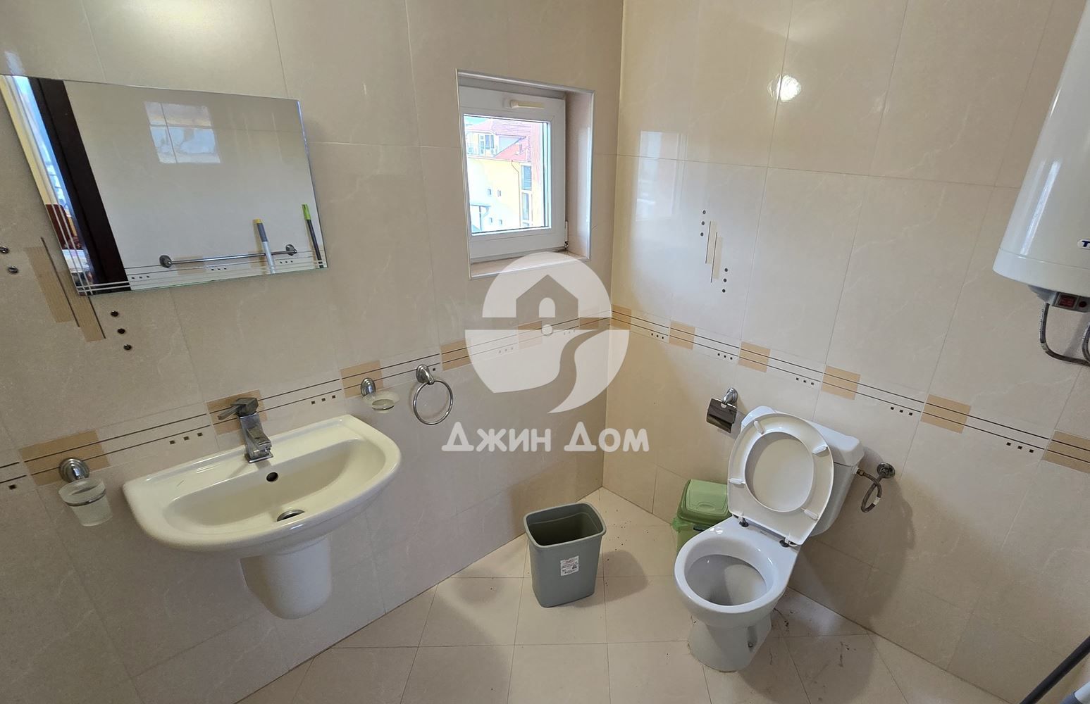 Многостаен мезонет с ГЛЕДКА МОРЕ в с. Равда