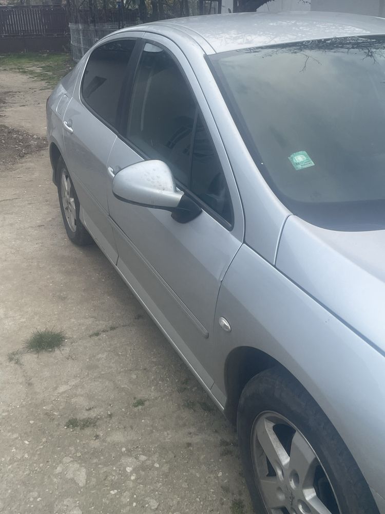 Dezmembrez peugeot 407