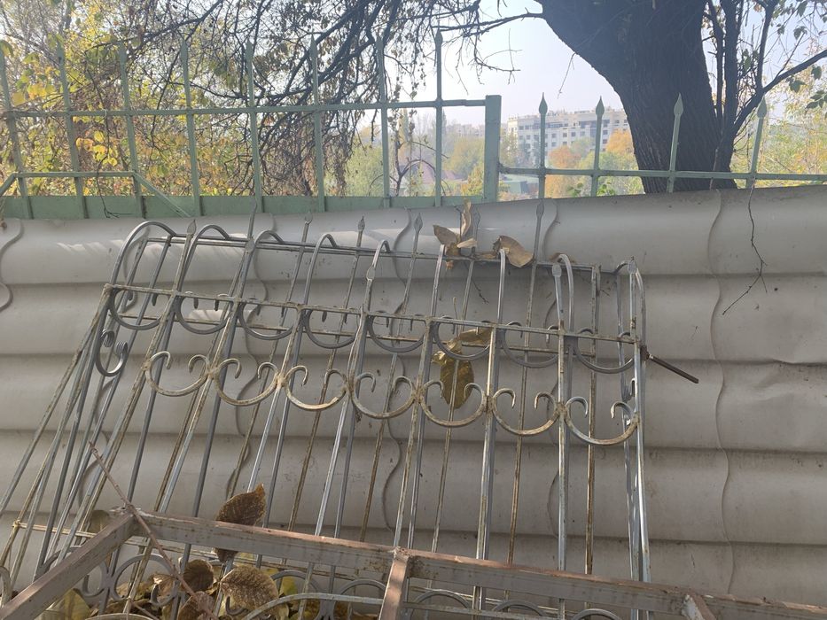 Решетки металлические на окна разных разм.