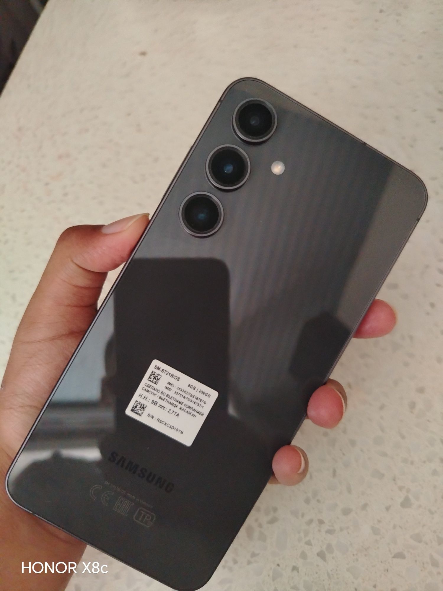 Samsung s24 Fe 256Gb xotira