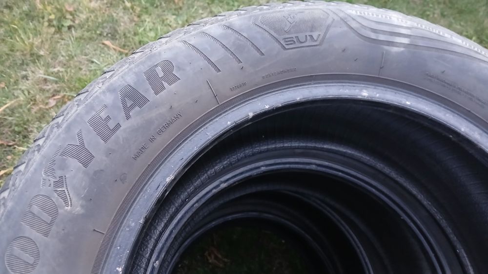 Anvelope Goodyear 215x55xr17, All season
