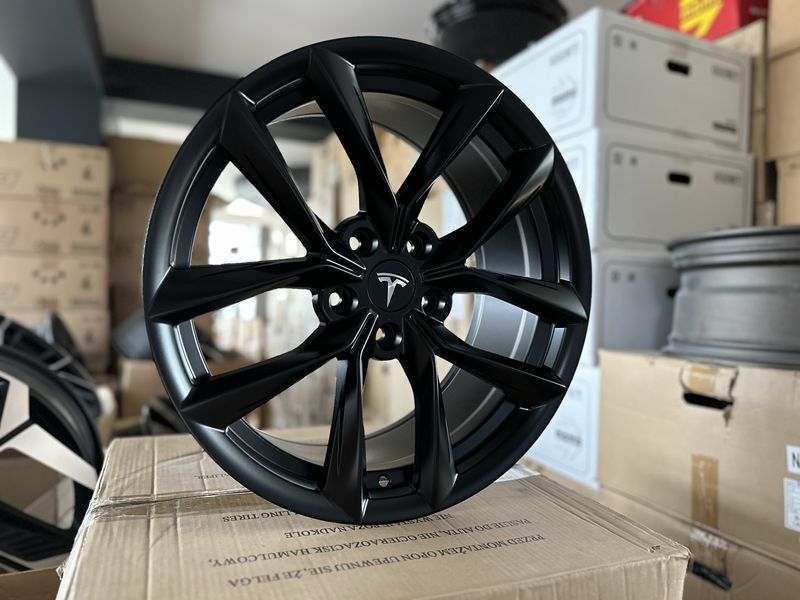 18цола Tesla Y Тесла 3 5x114.3