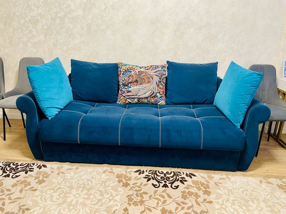 Продам диван.Срочно. В отличном состоянии.