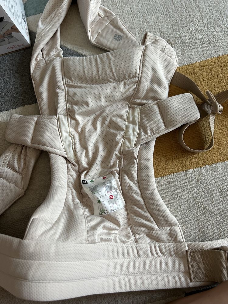 Ергономична раница ErgoBaby Embrace Soft Air Mesh