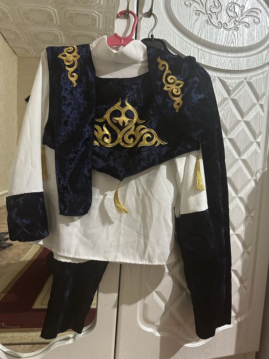 Продам детский костюм на Наурыз