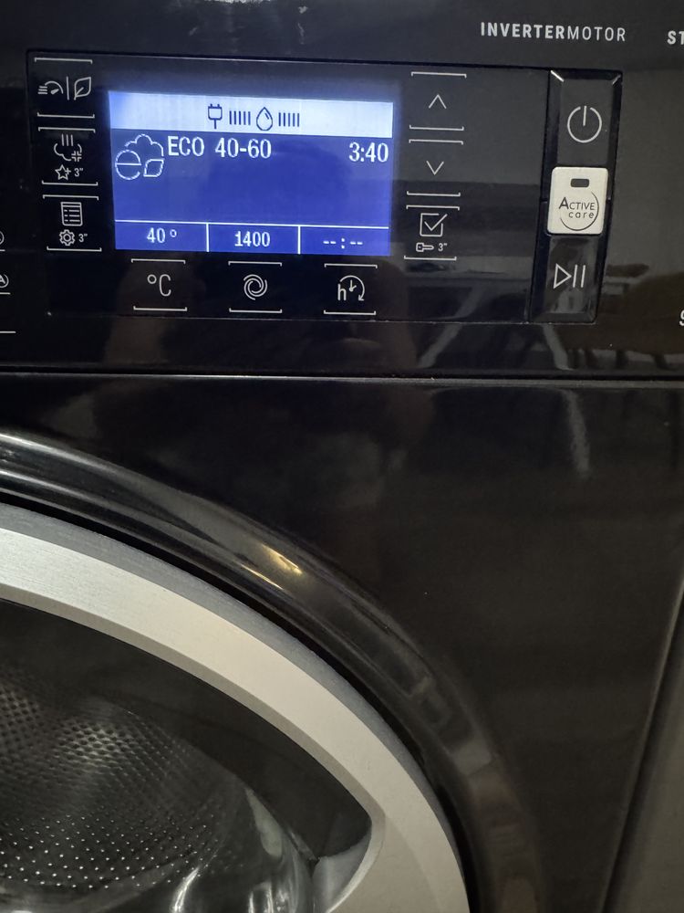 Hotpoint Ariston 9kg  masina de spalat rufe