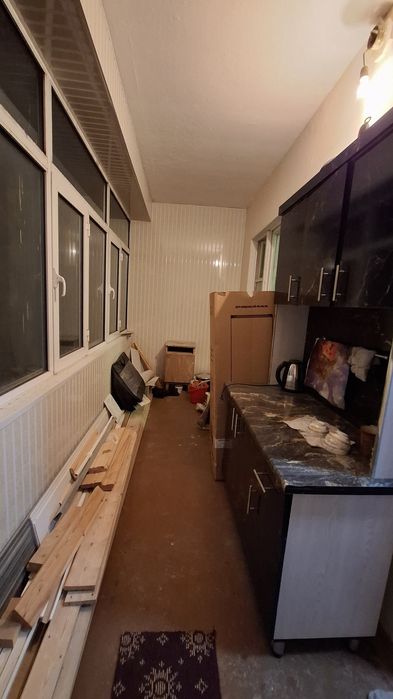 Тезда 6микраёнда 2хона 3этаж квартира сотилади