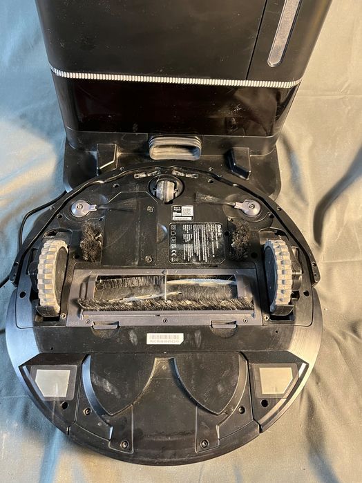 Aspirator Robot Shark AI 360 cu golire Automată, 120 Min