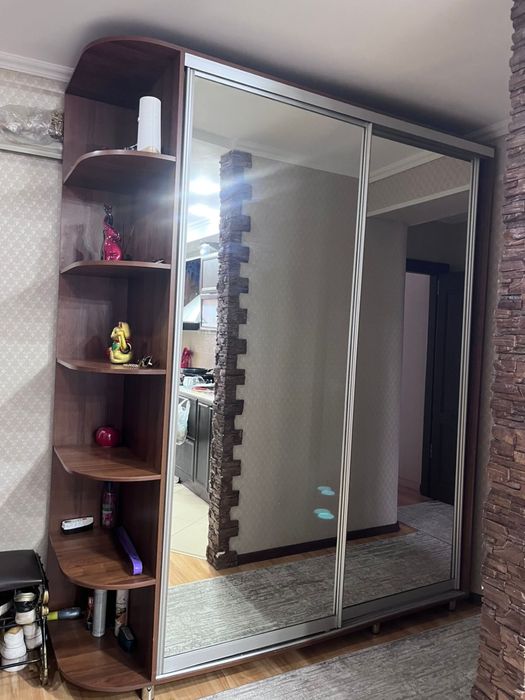 Продам шкаф купе