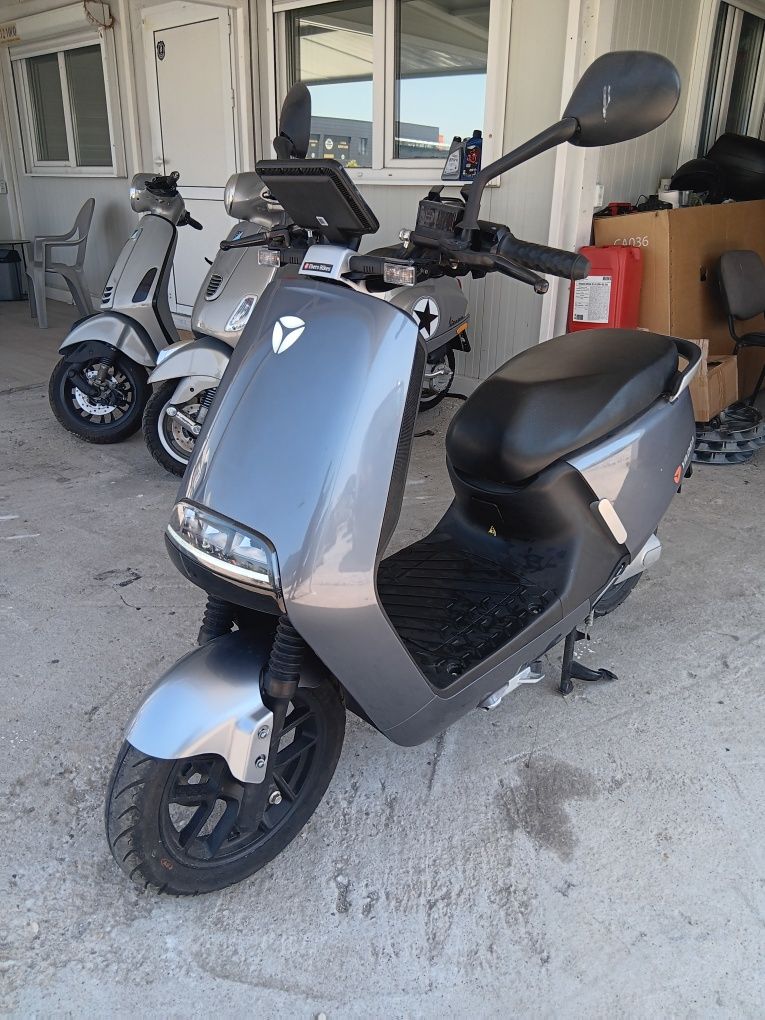 Електрически Скутер Yadea G5