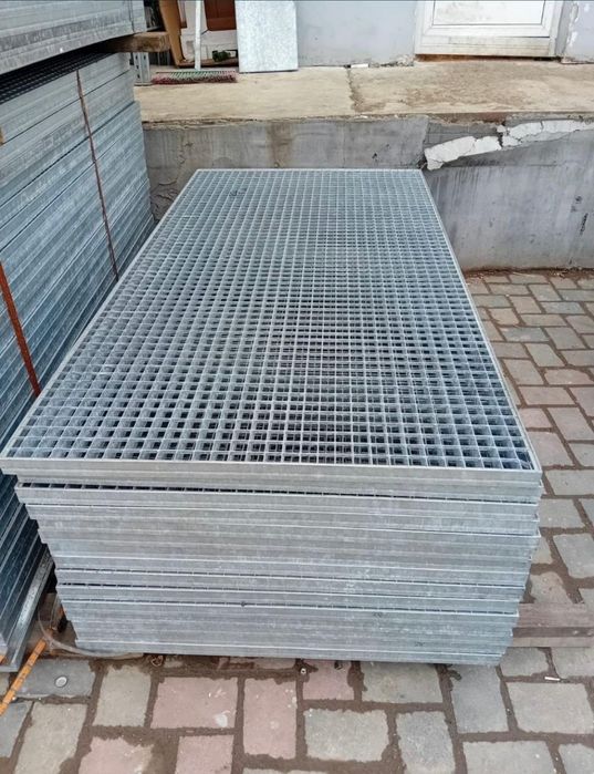 Grătare zincate galvanizate