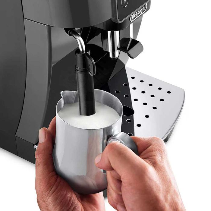 Vând Espressor Automat DeLonghi Magnifica Start ECAM 220 nota 10\10