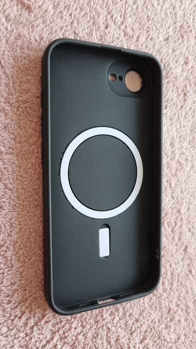 Калъф, гръбче за iPhone 16e