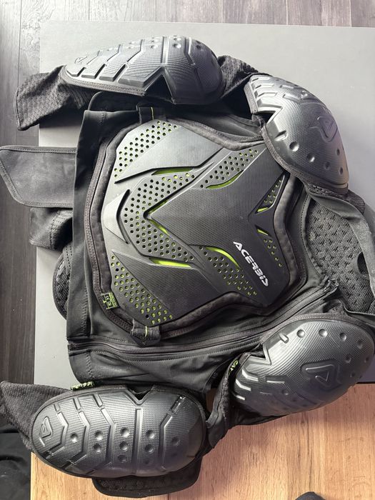 Нагръдник за офроуд