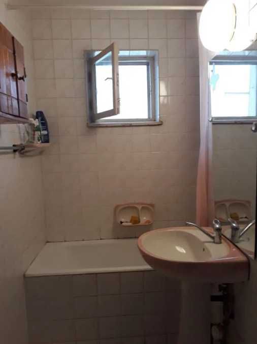 Дава се под наем Двустаен апартамент в Пловдив, Кършияка - 65 кв.м за 214.2 € - Снимка #2