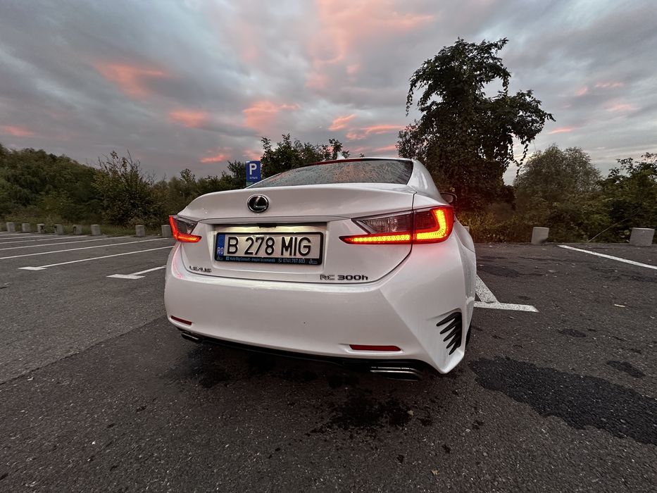 Lexus RC 300H F Sport hybrid