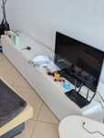 Vând 2 comode dimensiune 57 cm pe 135 cm