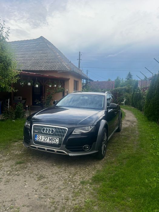 Audi A4 allroad  2012