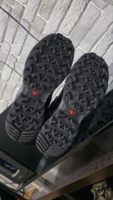Оригинальные кроссы Salomon