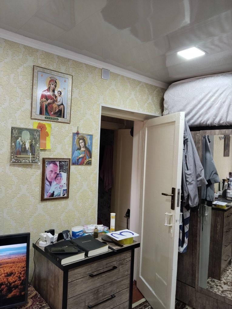 Продам Свою 1 комнатную квартиру. Ангрен.