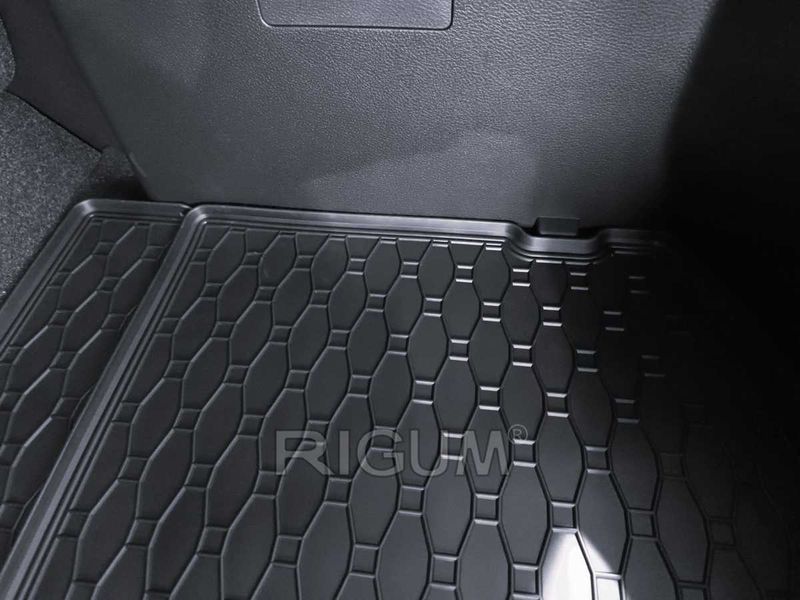 Гумени стелки или багажник SUZUKI IGNIS III, Сузуки Игнис след 2016г.