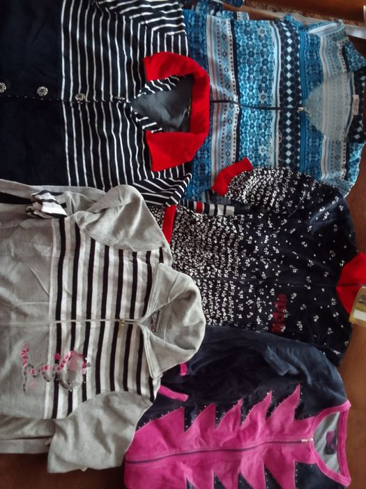 Продам женские вещи