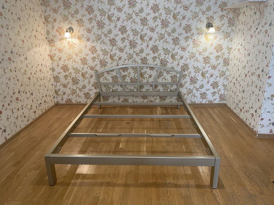 Продам металлическую кровать
