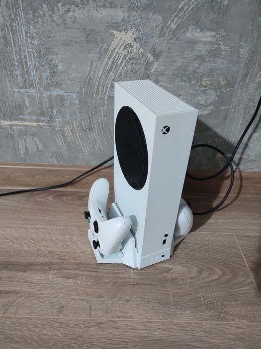 Xbox series s продам