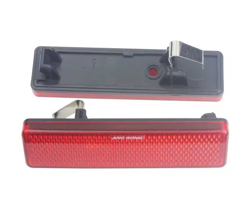 Рефлектори за задната броня за Opel Vivaro Renault Master Опел Рено