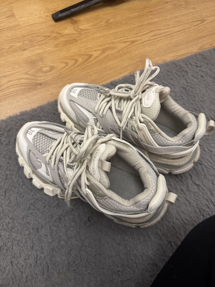 Balenciaga track 38номер