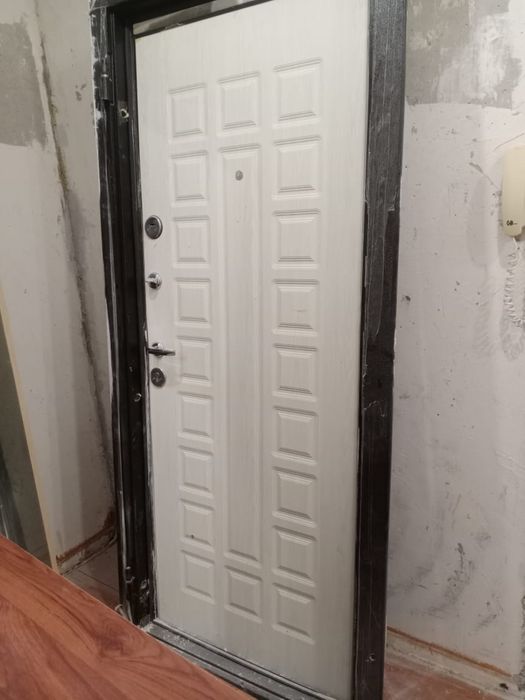 Дверь входная металическая
