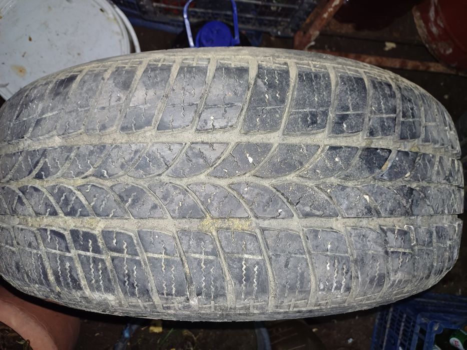 Set 4 cauciucuri de iarna 205/55/16 stare buna