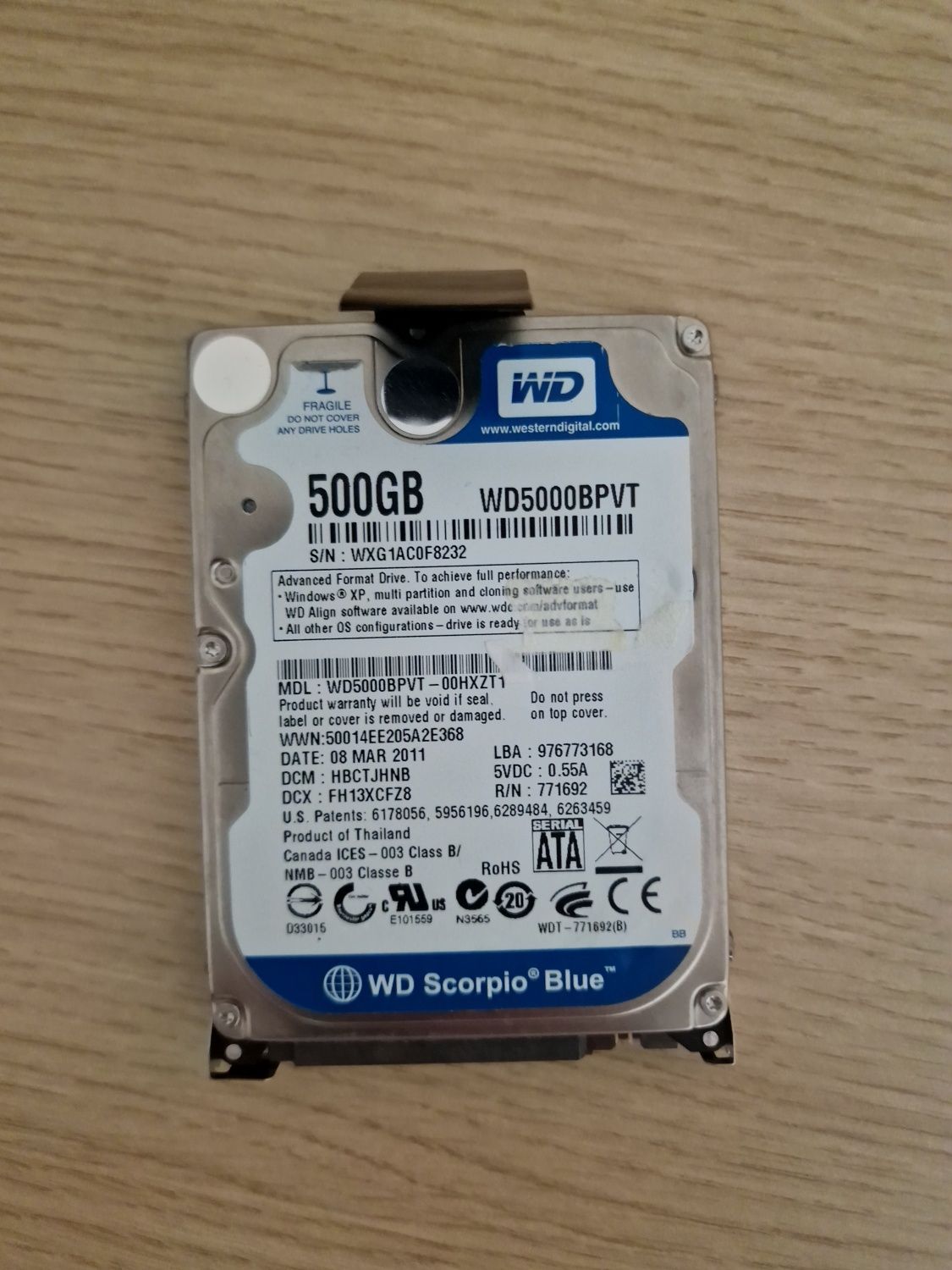 Vând harddrive WD