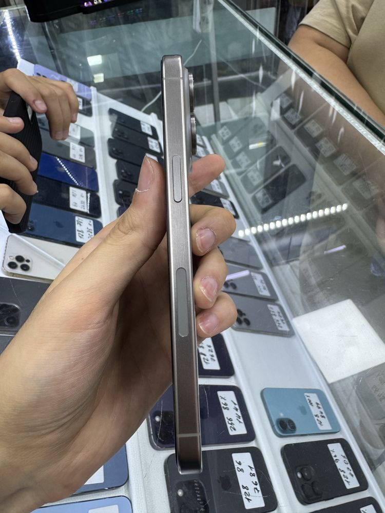 Iphone 15pro max 256gb lla ideal