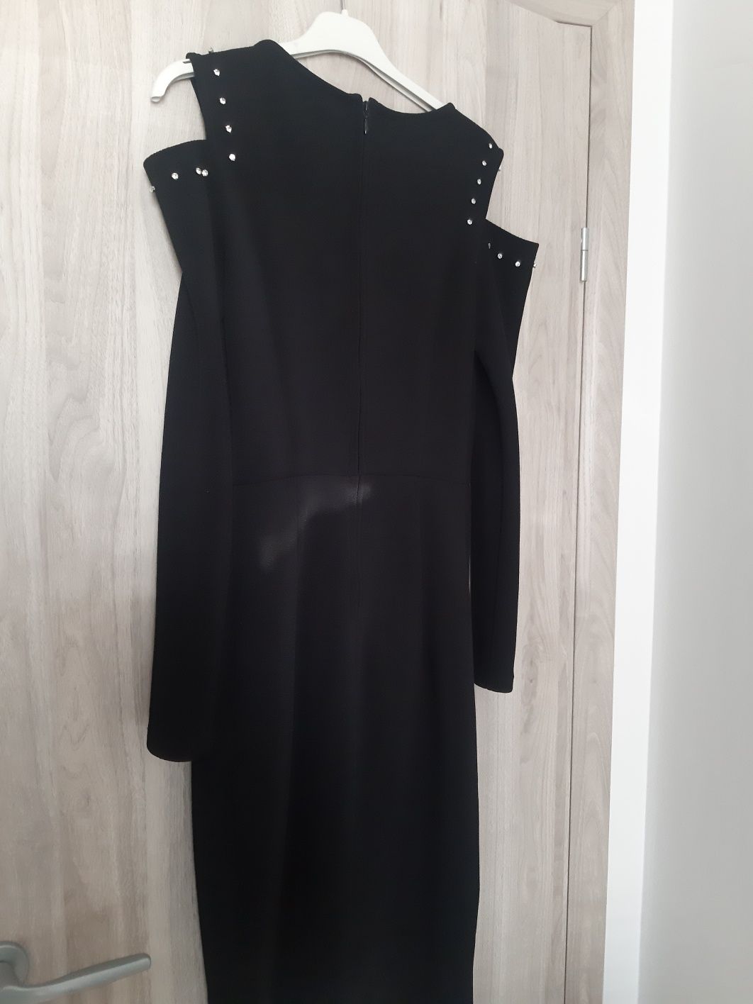 Rochie neagră elegantă