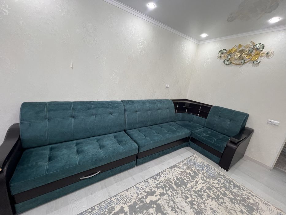 Диван в отличном состоянии , кровать