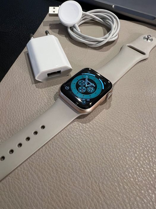 APPLE Watch Series 5 40mm Rose Gold