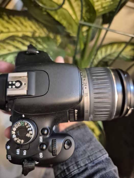 DSLR Canon Eos 600d cu obiectiv