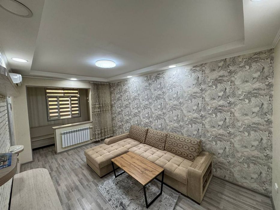 Квартира продаётся Чиланзар Ц квартал 2/2/5 меб тех метро Чиланзар