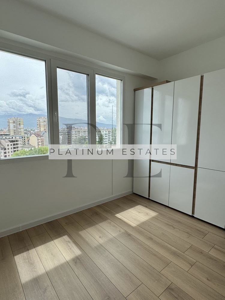 Дава се под наем Тристаен апартамент в София, Надежда 2 - 72 кв.м за 663 € - Снимка #8