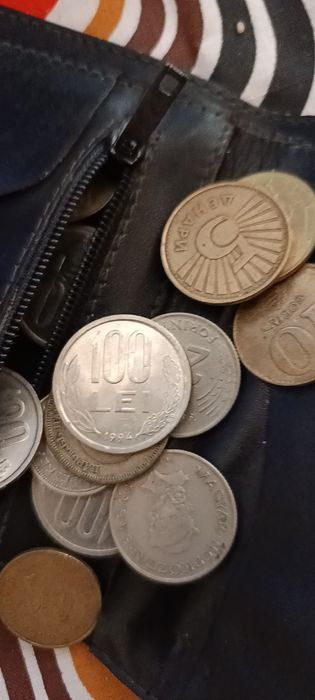 Продавам антикварни старинни монети