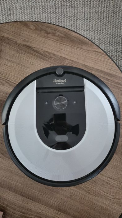 Прахосмукачака робот I robot i7 +