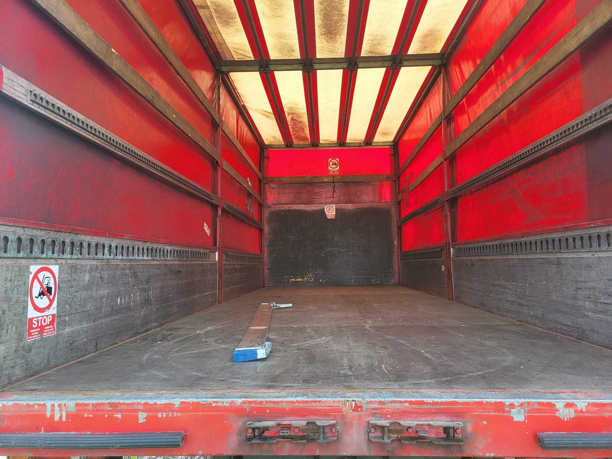 De vanzare camioneta prelata Mercedes Atego 7.5T